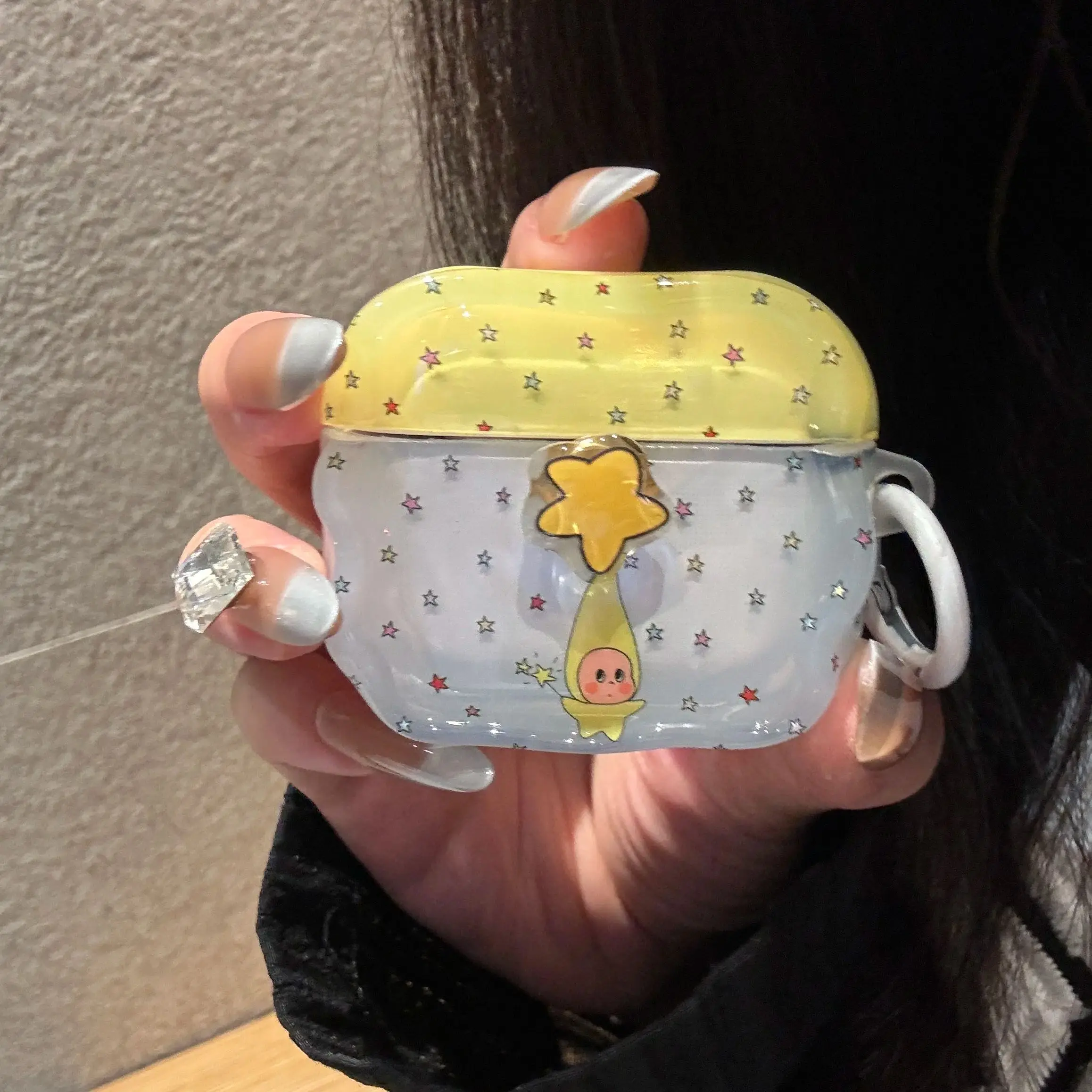 เคสซิลิโคนลายการ์ตูนเด็กน่ารักสำหรับ AirPods Pro3 1/2/3/4/Pro, ป้องกันแรงกระแทก พร้อมสายคล้องข้อมือ ดีไซน์แฟชั่นน่ารัก