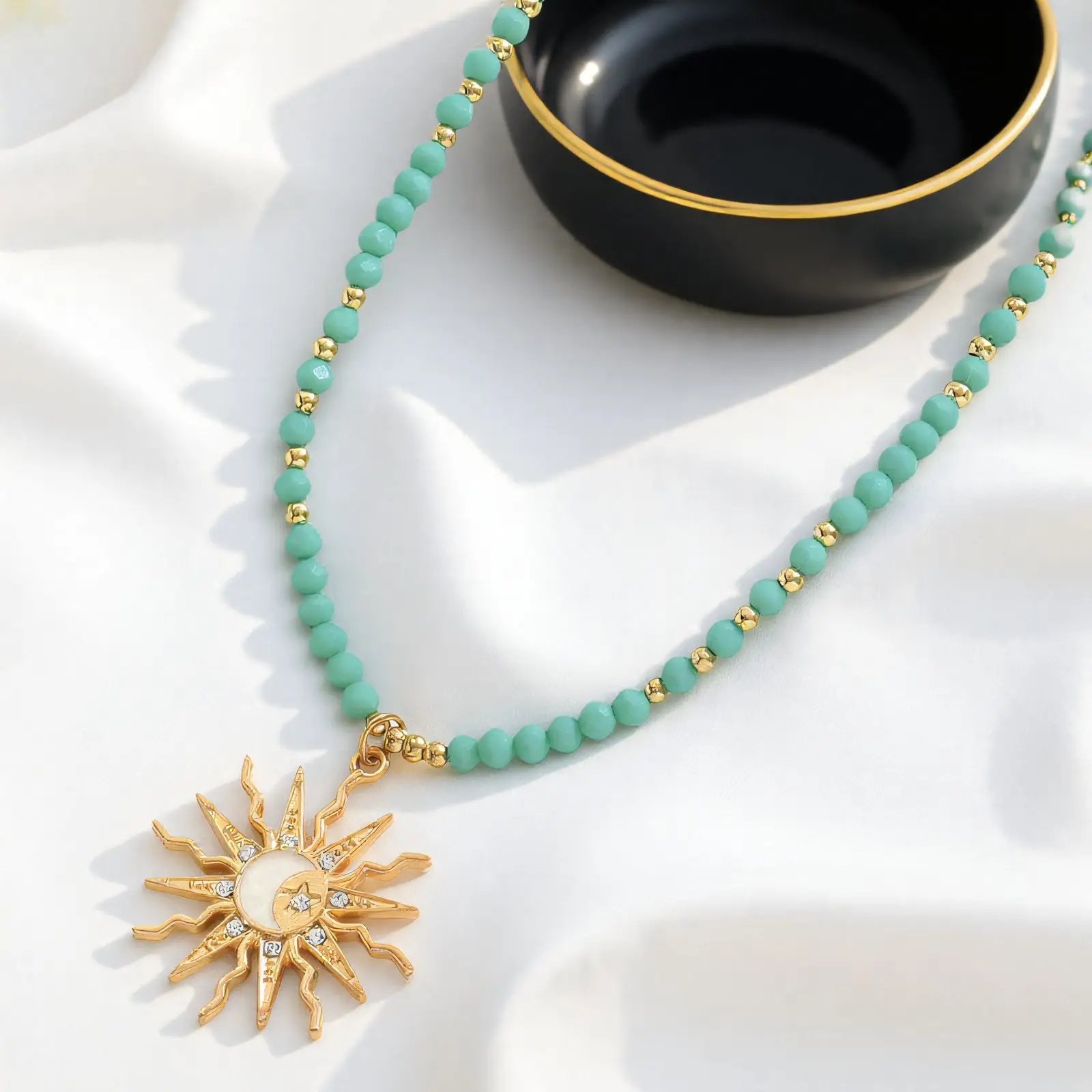 Vintage Metall Sun Star Kristall weiße Perlen Anhänger Halsketten für Frauen Mond Choker Halsketten Boho handgemachte Schmuck Geschenke – Detail 1
