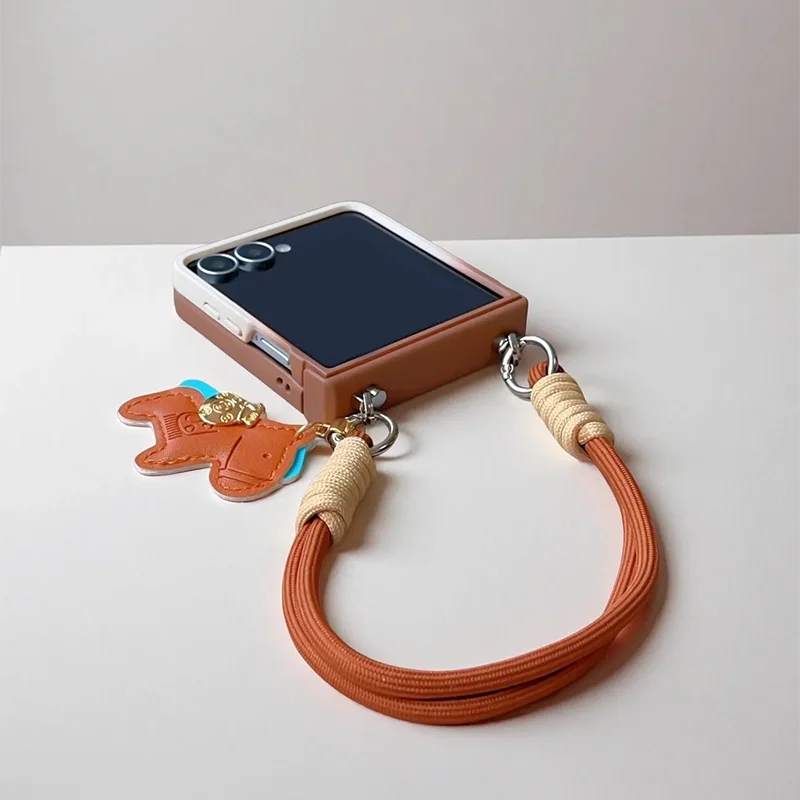 

for Samsung galaxy zflip4 zflip5 zflip6 zflip7 Case New Year horse Pendant Hard Cover Brown gradient