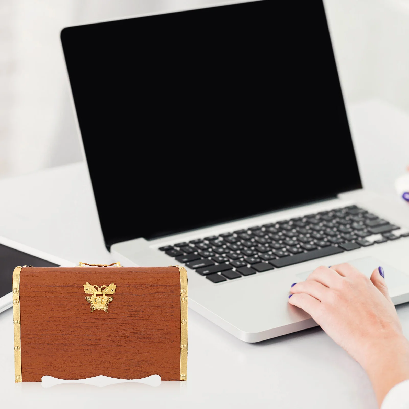 

1pc Wooden Coin With Lock Wood Treasure Bank For Jewelry Storage Home Decor Gift Money Wood Money Container Container