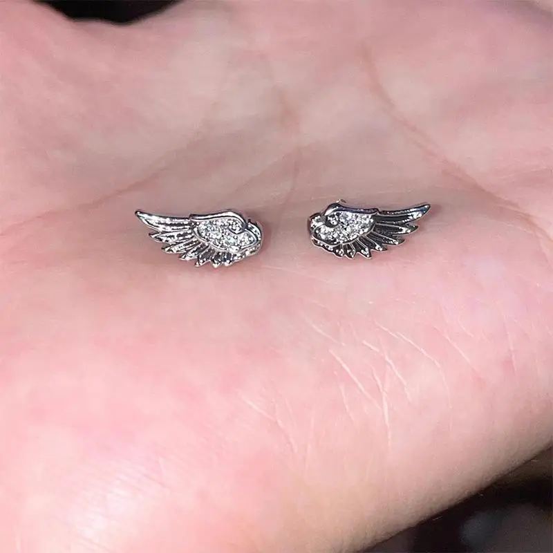 Stunning Crystal Stud Set - 3/4pcs Vintage Fashion Angel Wings & Cross Earrings, Exclusively Designed for Women and Couples.