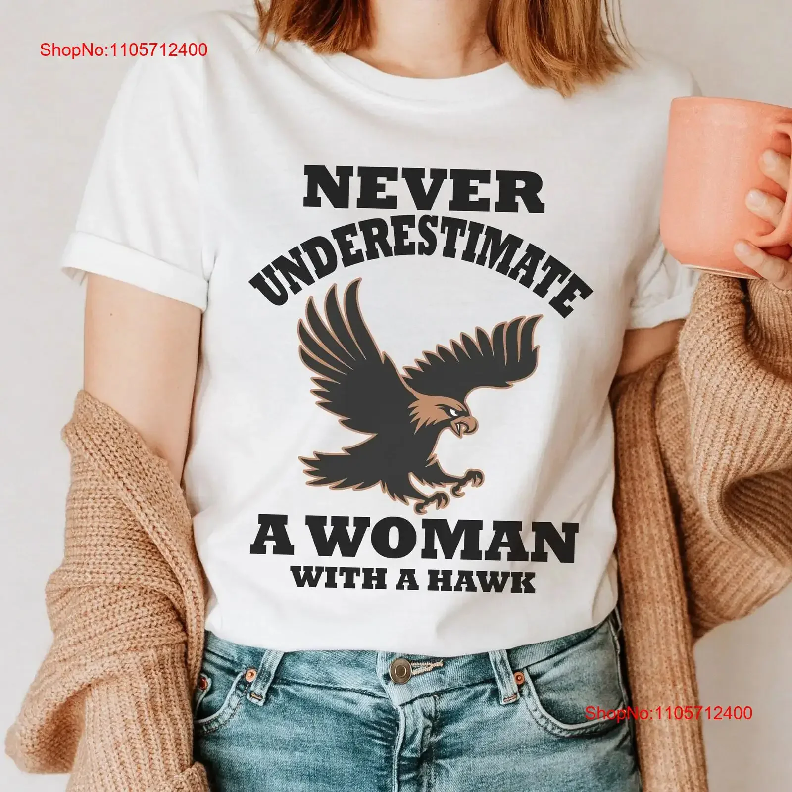 Falconry T Shirt for Mom Woman Falconer Never Underestimate a with Hawk s Her Austringer vintage Washed streetwear Versatile