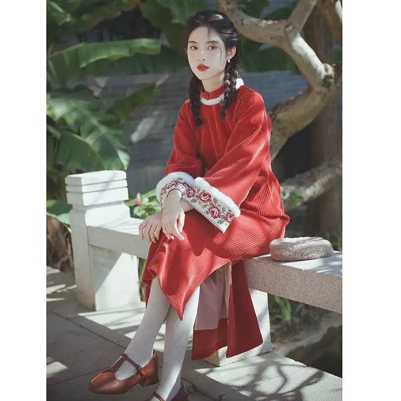 Chinese Style Elegant Red Cheongsam Young High-end Daily 2022 New Autumn and Winter Dress Women