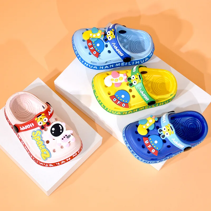 Children Garden Shoes Cute EVA Cartoon Beach Sandals Babies Summer Slippers High Quality Soft Kids Outdoor Slippers Flip Shoes