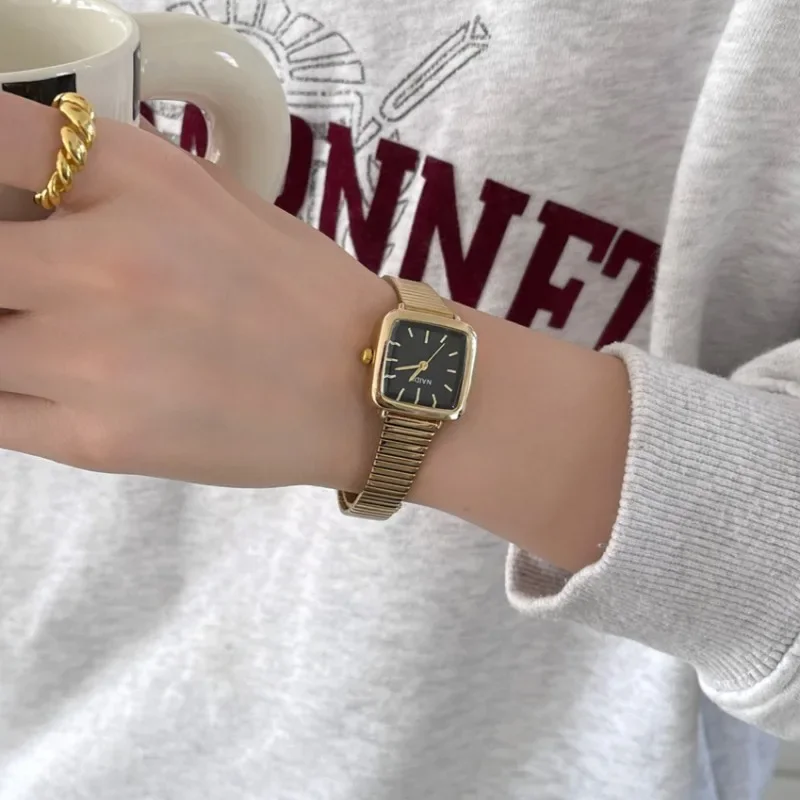 Thumbnail 2 - #76 Cheap Womens Quartz Wristwatches Worth Buying