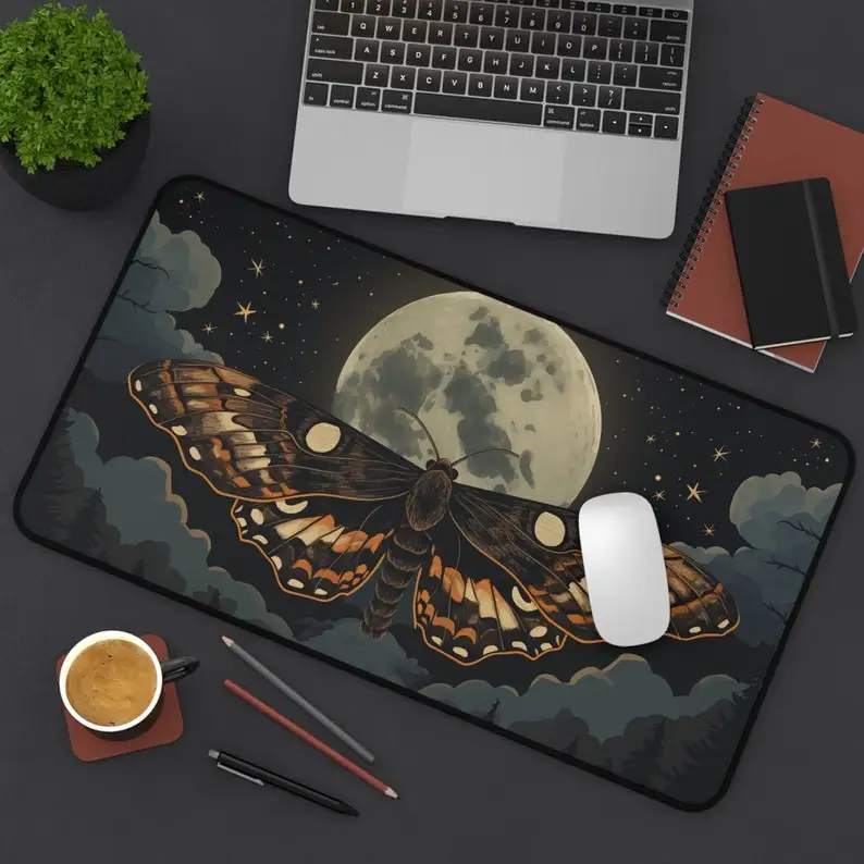 Forest Moth Pattern Mouse Pad, Non-slip Waterproof Mouse Pad, Office Gaming Desk Decoration Mat, Perfect Gift for Friends.