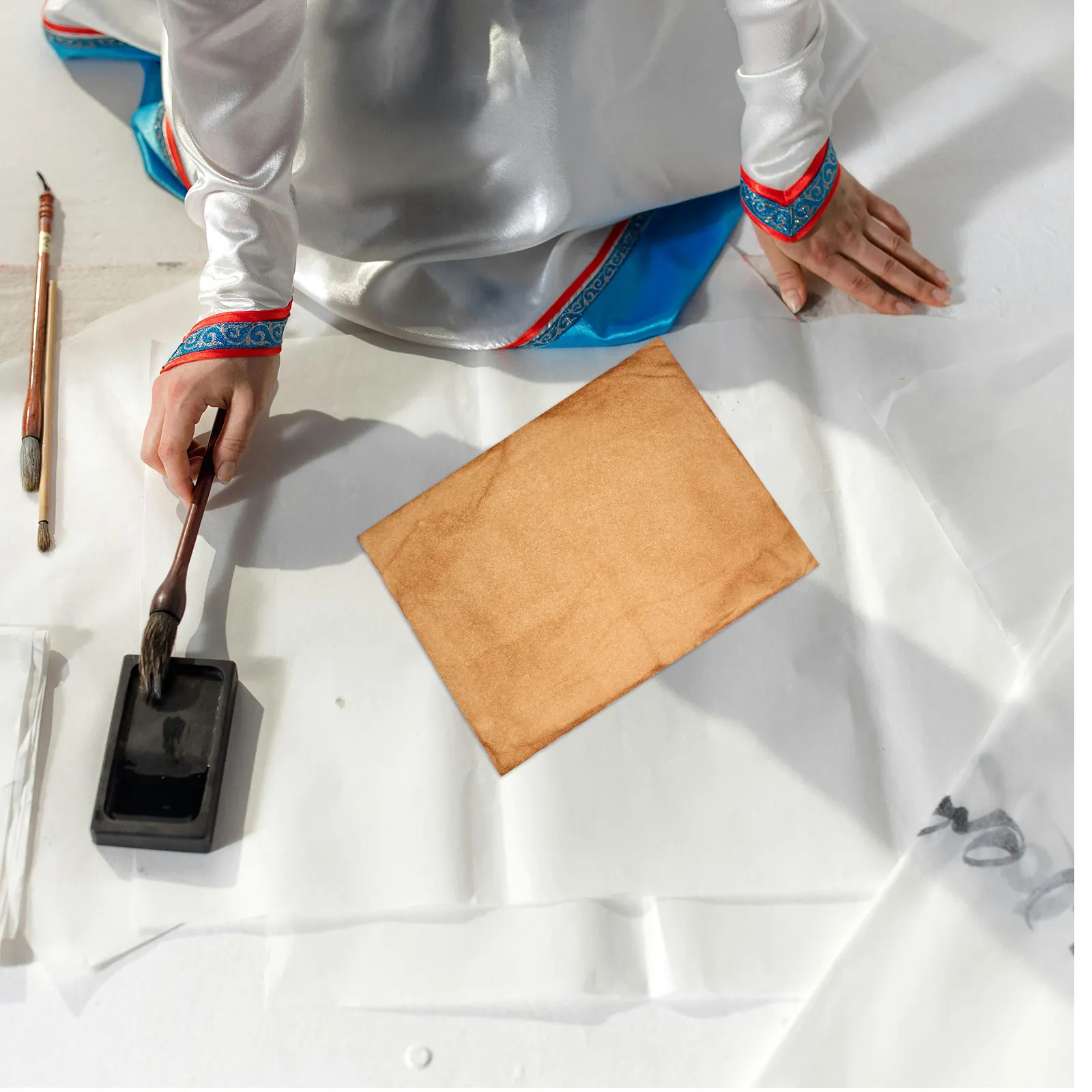 

50 листов древней бумаги Сюань ручной работы, полуготовая рисовая бумага, традиционная, с хорошим поглощением чернил, для каллиграфии и живописи, в стиле ретро с растительным орнаментом