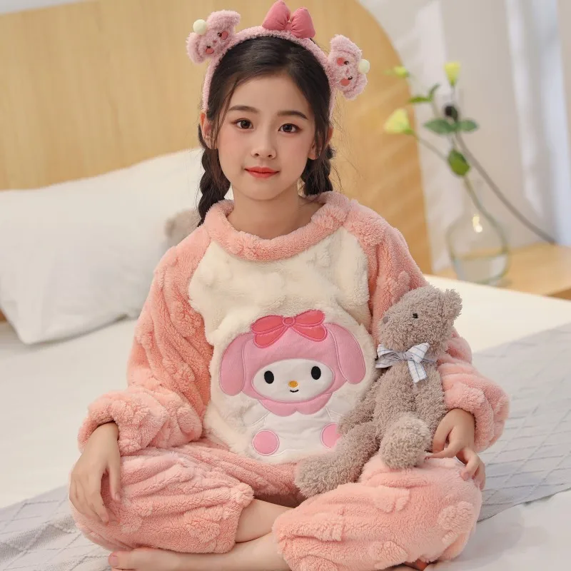 بدلة بيجامات سانريو هالو كيتي ماي ميلودي كورومي سينامورول للفتيات بدلة شتوية من الفلانيل كارتونية كاوليا طقم دافئ مكون من قطعتين #1