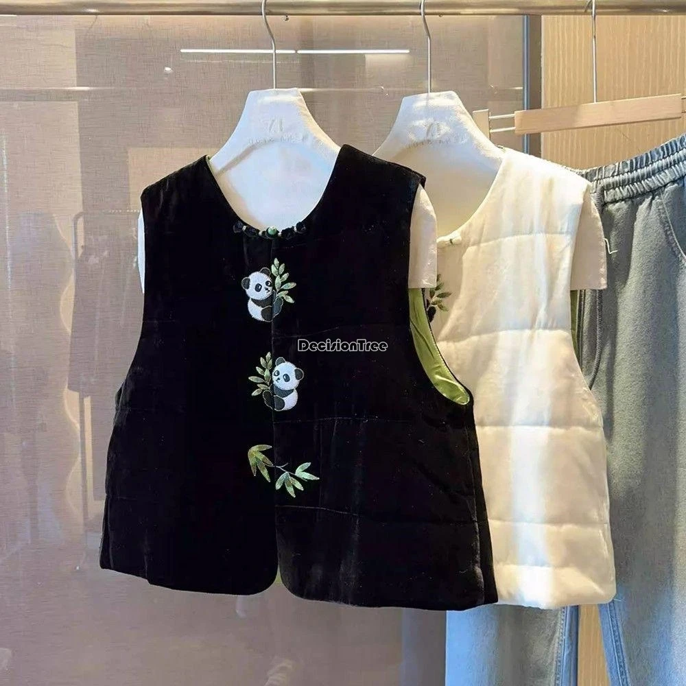 سترة مخملية على الطراز القديم على الموضة الصينية الجديدة لعام 2025 سترة نسائية للخريف سميكة من القطن الباندا مطرزة بدلة شيونغسام تانغ #3