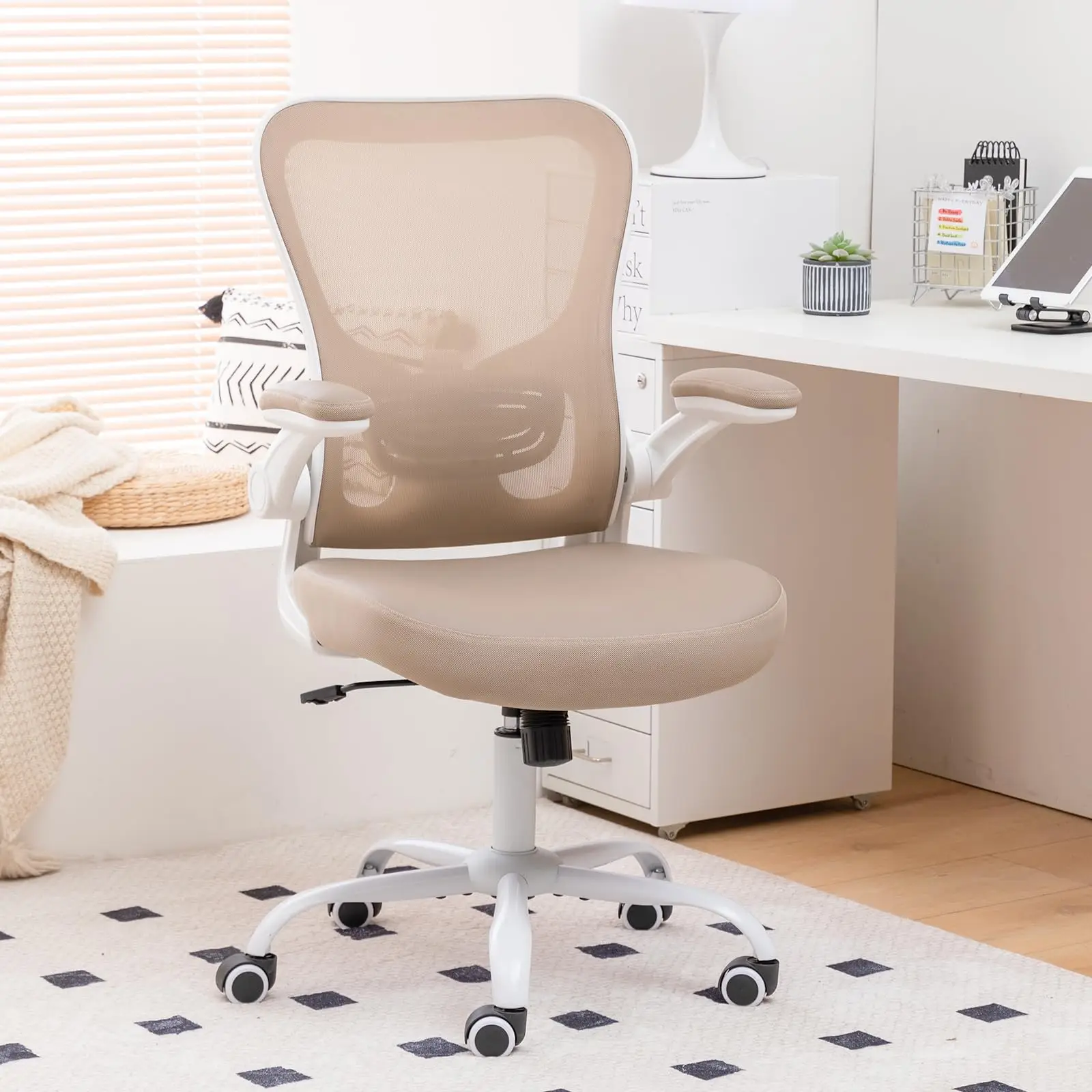 

Ergonomic Office Chair With Lumbar Support Adjustable Height Swivel Desk Chair Flip-Up Armrests Khaki