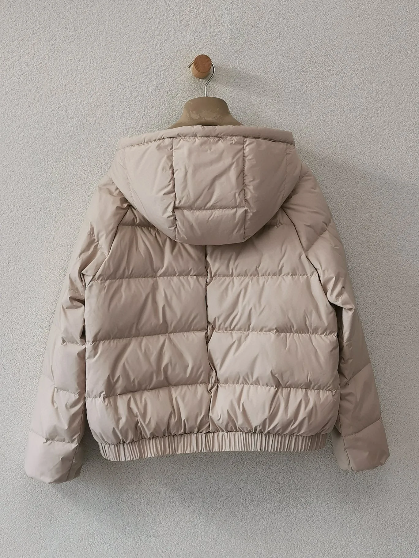 Autumn spring casual hooded quilted down jacket