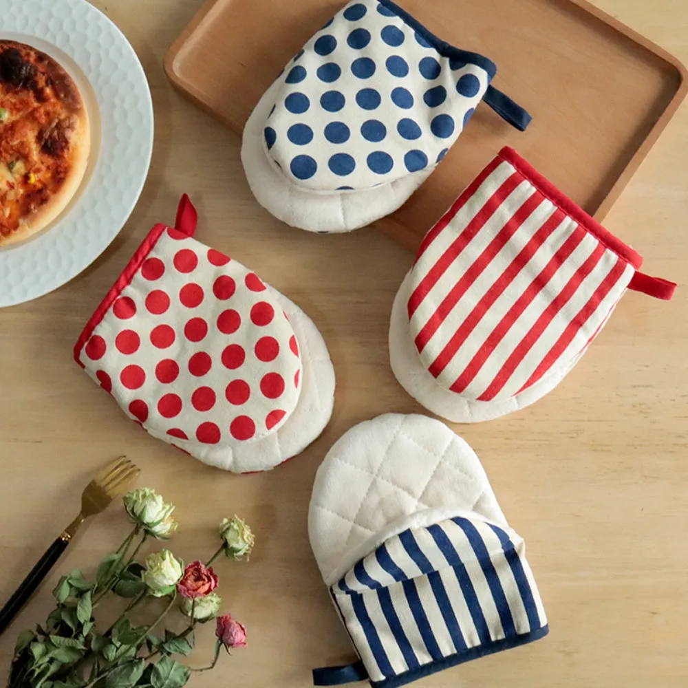 

Oven Mitts High Temperature Resistance BBQ Gloves Fireproof Heat Insulation Microwave Green Non-slip Kitchen Baking Hand Clip