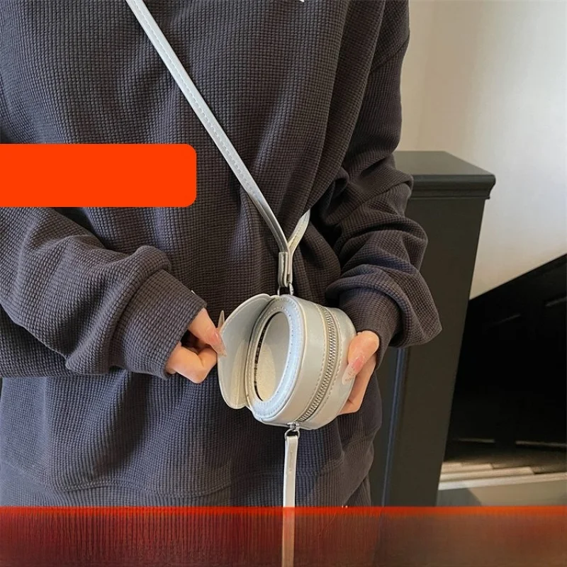 bolsa-de-ombro-transversal-fena-casual-simples-de-ande-capacidade-para-fone-de-ouvido-nova-colecao-verao-2025