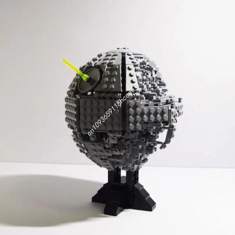 735ピース MOC デス・スターII 中型戦闘モデル 組み立てブロック 子供向け DIY 建築玩具 クリスマスプレゼント
