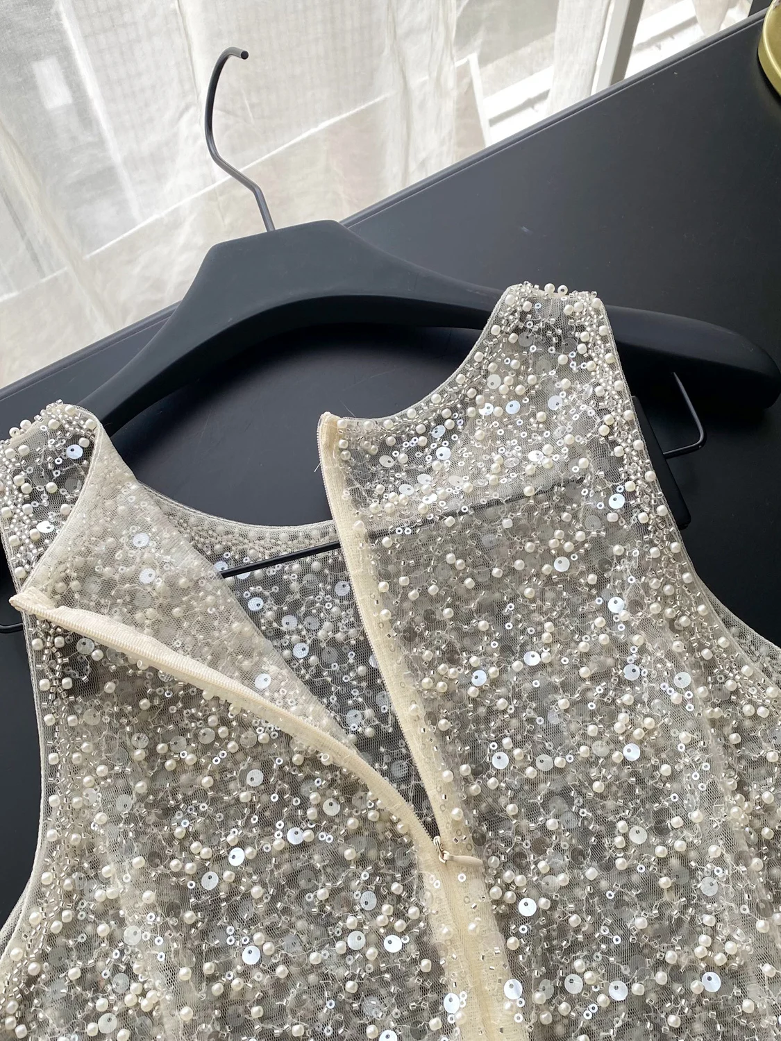 

Жилет с блестками Embellied Me, женский топ с разрезом, блестящий тяжелый рабочий летний модный универсальный элитный жилет