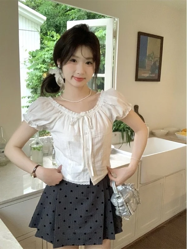เสื้อลูกไม้ฝรั่งเศสหรือเสื้อสเว่ดีไซน์ฟองสีขาวหรือเสื้อผ้าฝ้ายระบายอากาศได้ดีผ้ากอซกลมกระดุมด้านหน้า