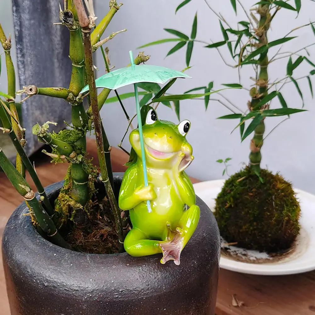 

Frog Statue Resin Frog Garden Statue with Solar Umbrella Cute Outdoor Sculpture for Yard Decor Waterproof for Women/gardening