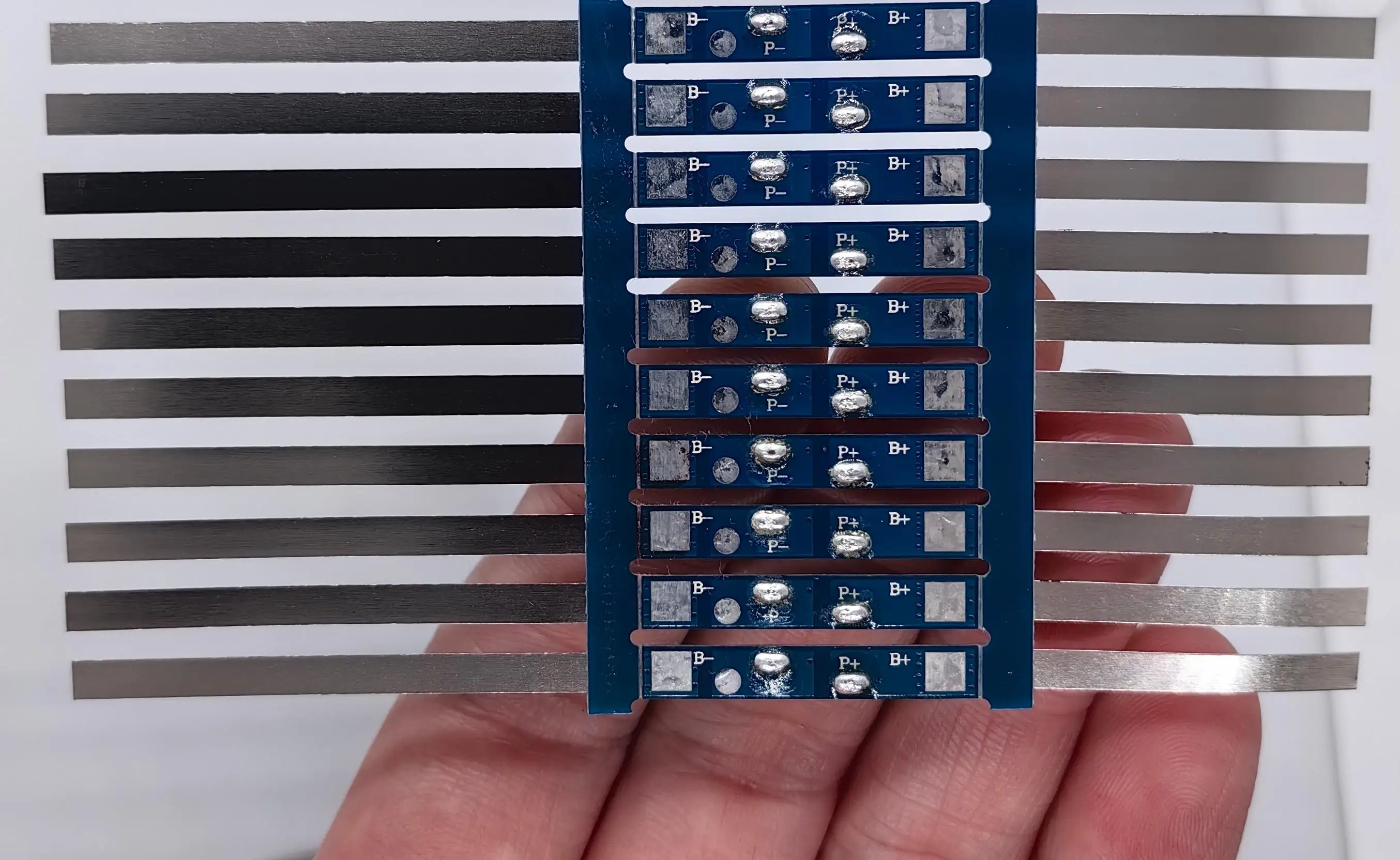 Lifepo4 1S BMS 3.2V 18650 32650 32700 26650 بطارية ليثيوم 3A تهمة التفريغ حماية لوحة دوائر كهربائية وحدة شحن 20 قطعة/الوحدة