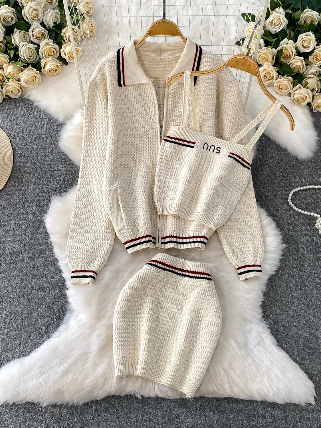 

Женский модный вязаный комплект из футболки с полосатым воротником и ремешком + утягивающая молния с высокой талией, декоративная