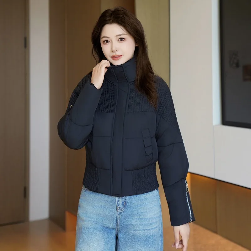 سترة قطن نمط قصير شتاء جديد 2025 سترة قطن دافئة عصرية بلون غربي معطف سترة قطن للتنقل #3