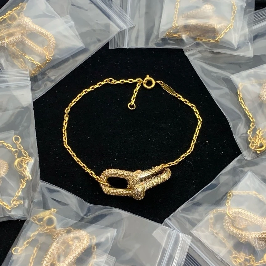 

Женский модный ретро-браслет 2025 года, роскошный минималистичный эстетический дизайн, шикарные украшения, подходящий подарок для нее