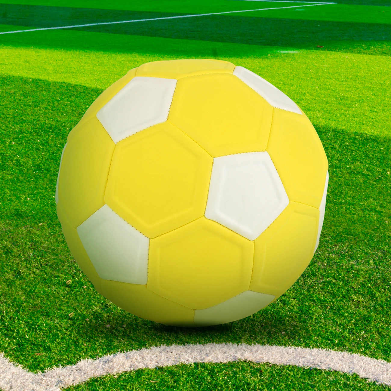 قطعة واحدة مقاس 4 و5 كرة قدم رياضية متينة وناعمة ومريحة، مناسبة للفصول الأربعة للمنافسة والتدريب