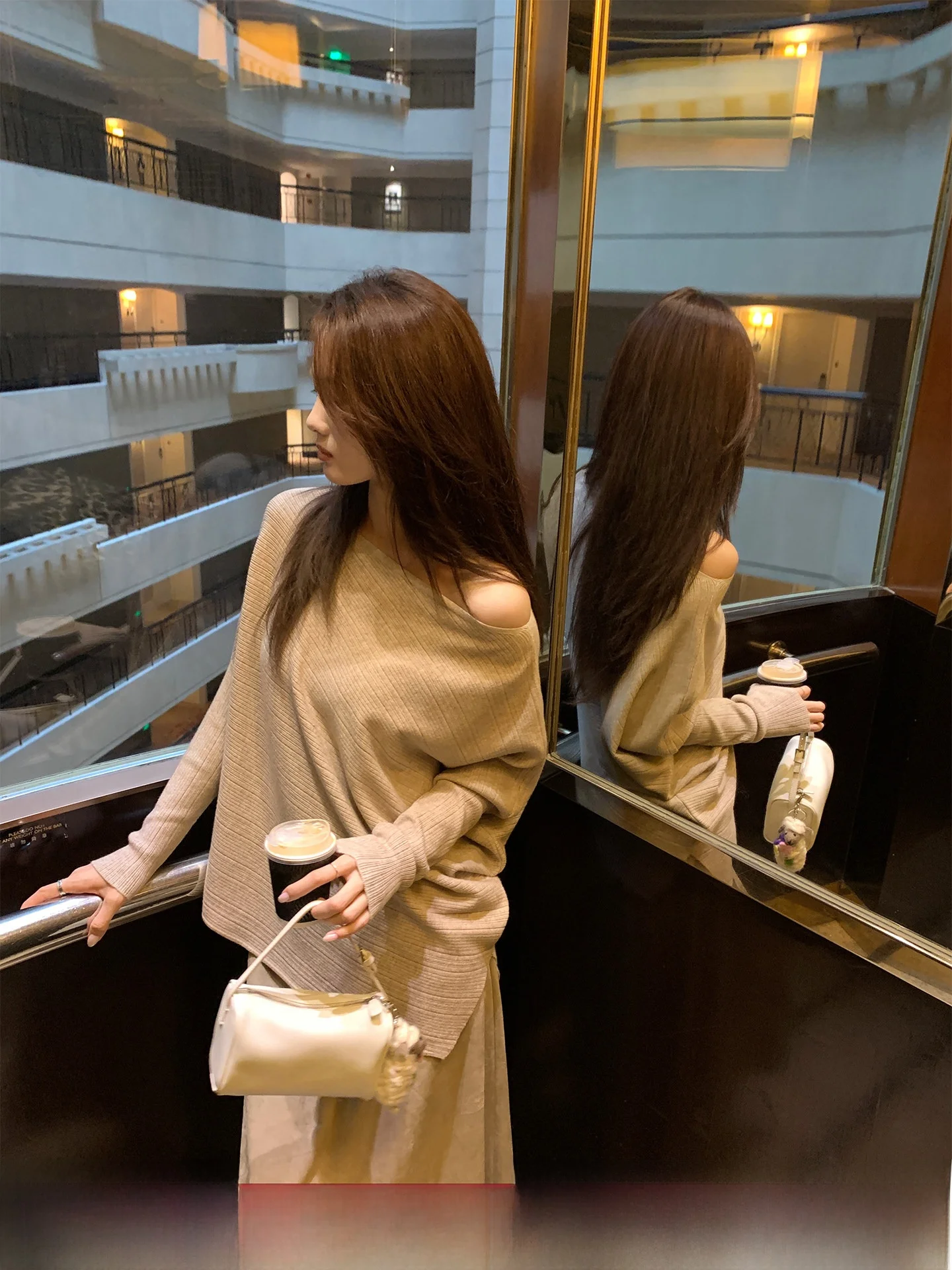 

Кактус, корейский асимметричный топ Sister's Batwing Sve, свободный утягивающий топ, женский модный трикотаж из смеси полиэстера