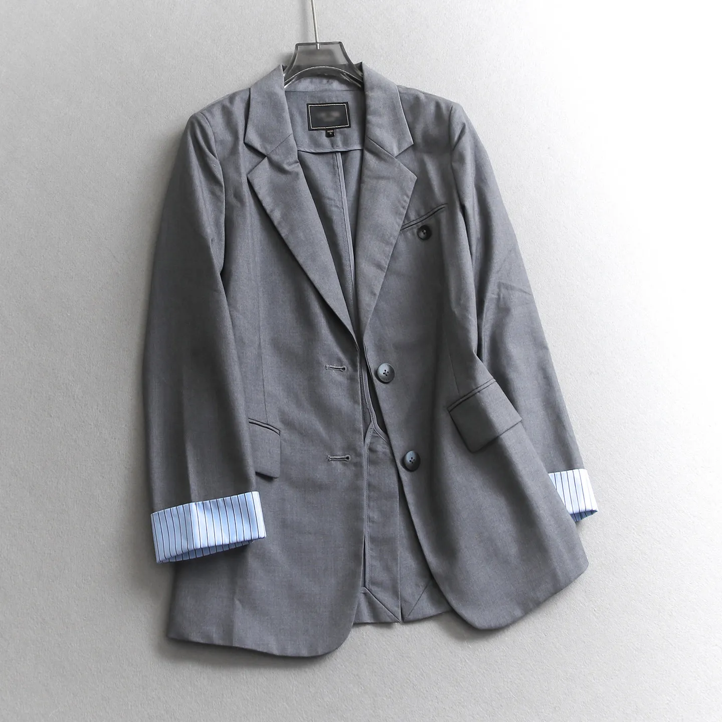 SuperAen Gray Striped Patchwork Long-sleeved Loose Mid-length Casual Suit Jacket 2026 Autumn New Women's Suits