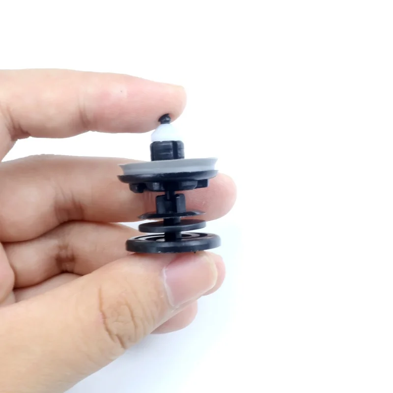 conviennent à la plupart des clips poussoirs pour panneaux de porte intérieure de voiture, des fixations de serrage et des boucles de voiture 10/100 pièces