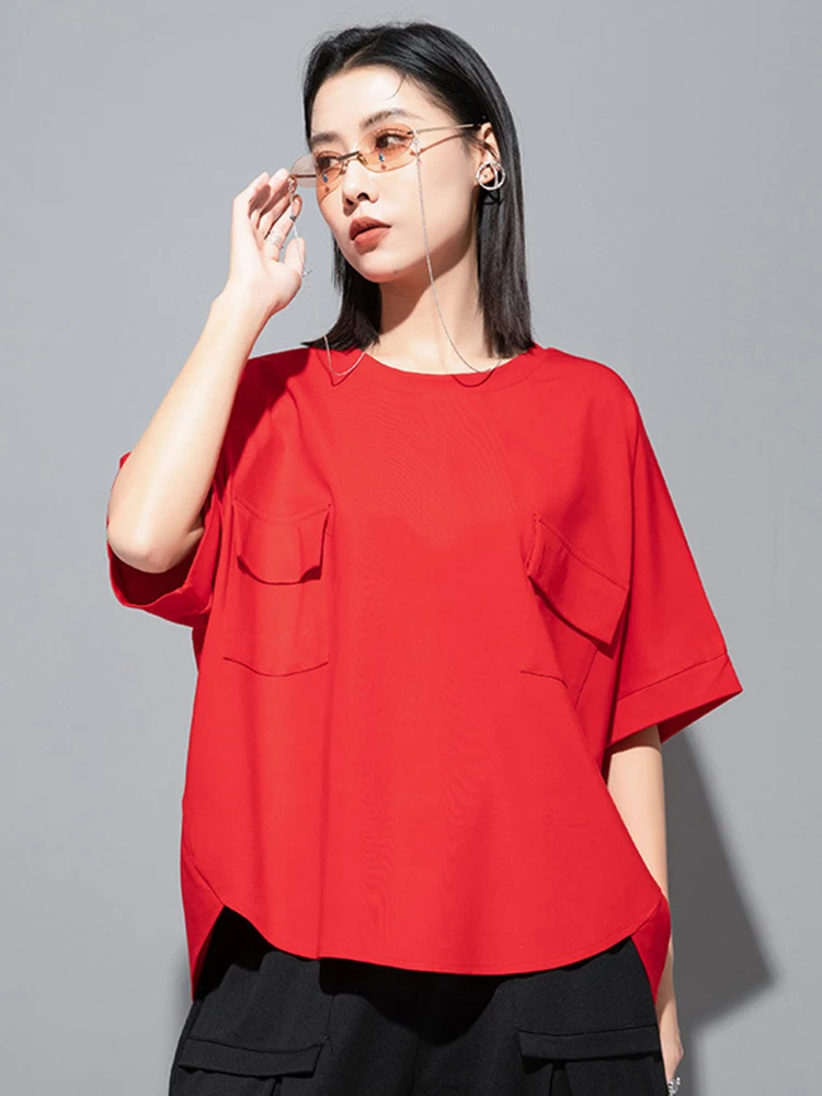 [EAM] Women Green Pocket Big Size Casual T-shirt New Round Neck Three-quarter Sleeve Fashion Tide Spring Autumn 2024 1DH5951