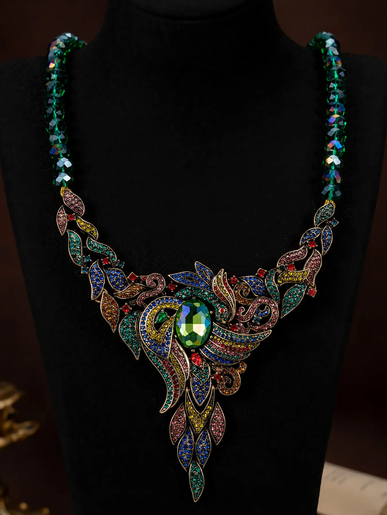 Vintage Colored Diamond Necklace Elegant Fully-Studded Necklace Earrings Jewelry Set Accessories Birthday Gifts for Women