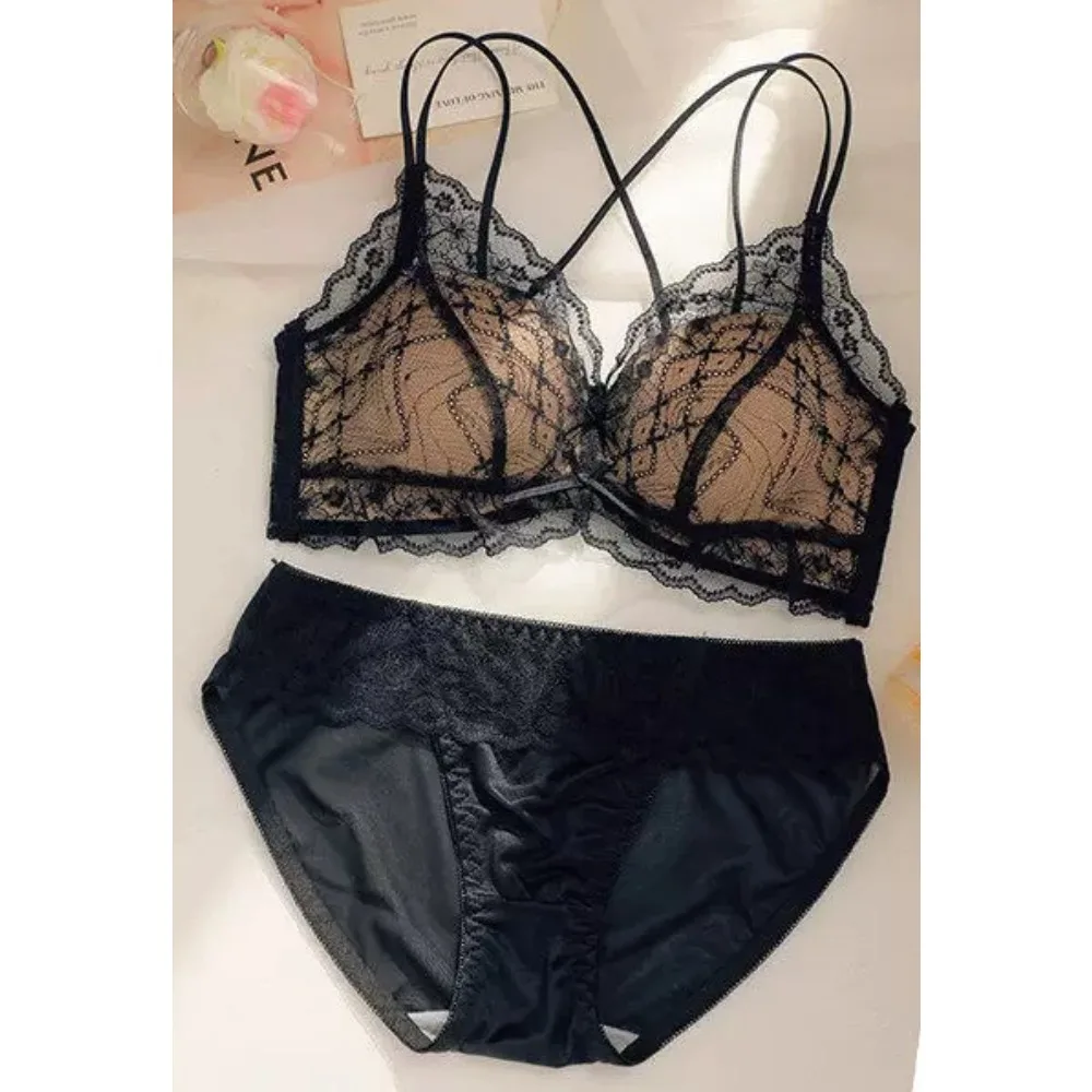 French Style Lace Lingerie Set Wireless Push Up Bra Thin Shoulder Strap Back Design Ladies Comfort Underwear Suit or Small Chest