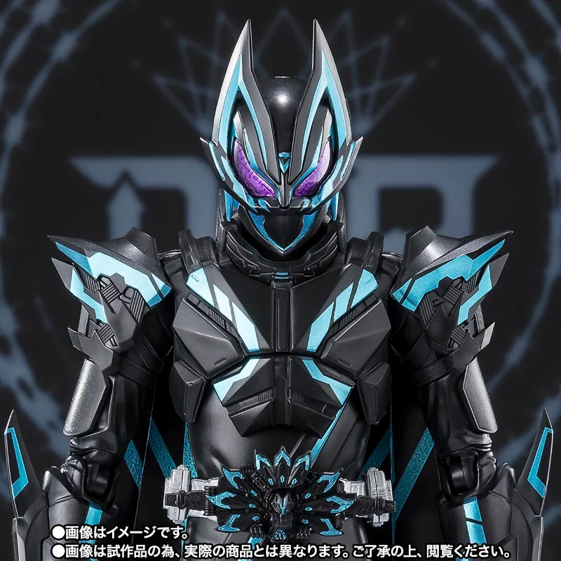 

В наличии, отправка в течение 24 часов. Коллекционная подвижная фигурка Bandai Tamashii Limited SHF Kamen Rider Kyuketsu Fox, игрушка-подарок.