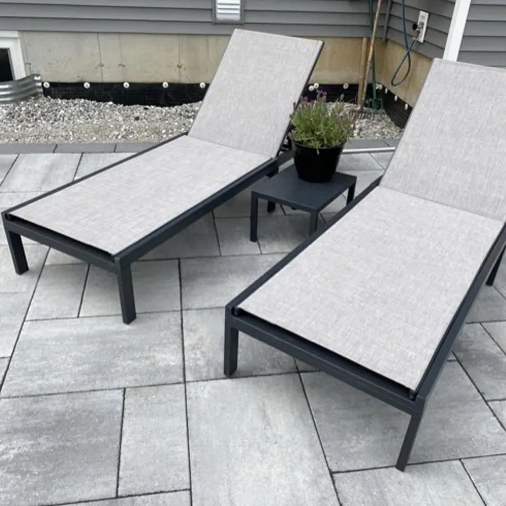 

Outdoor Chaise Lounge Chairs Set Adjustable Recliner Chair with Wheels and Table for Poolside Beach Patio Aluminum Reclining Su