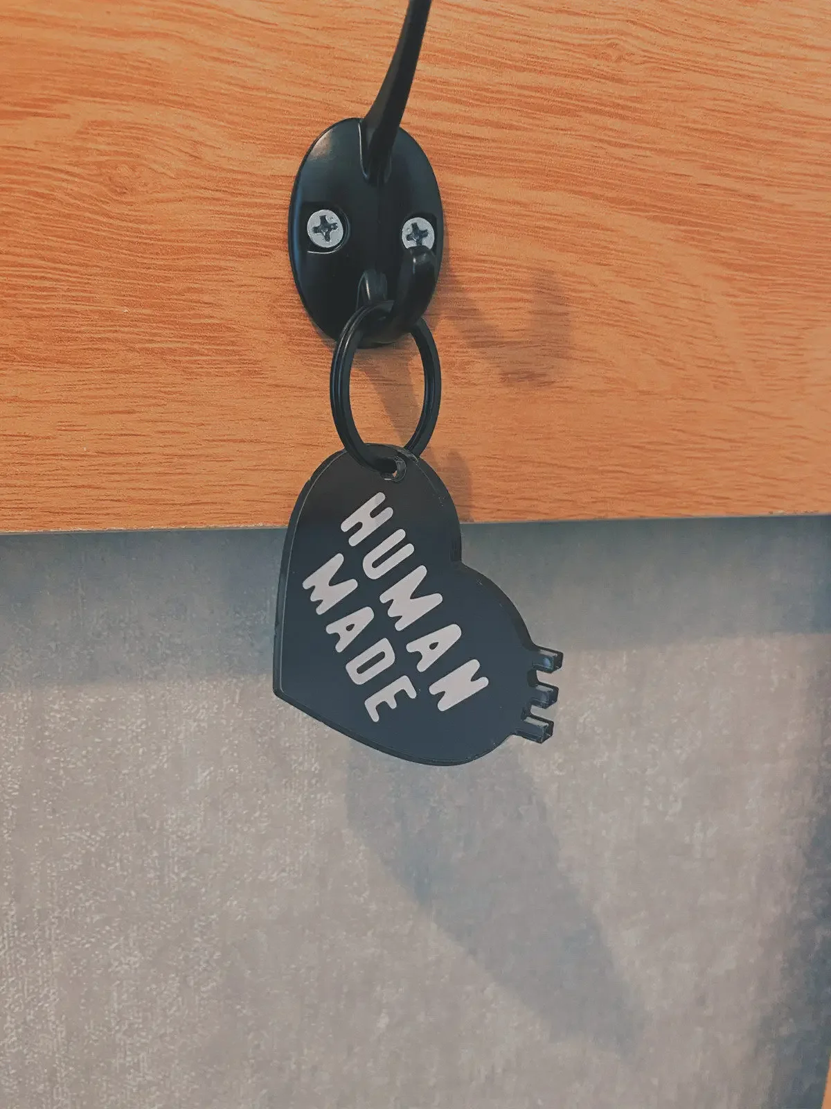 HUMANMADE Japanese style black peach heart acrylic transparent keychain, bag accessories ins, men and women