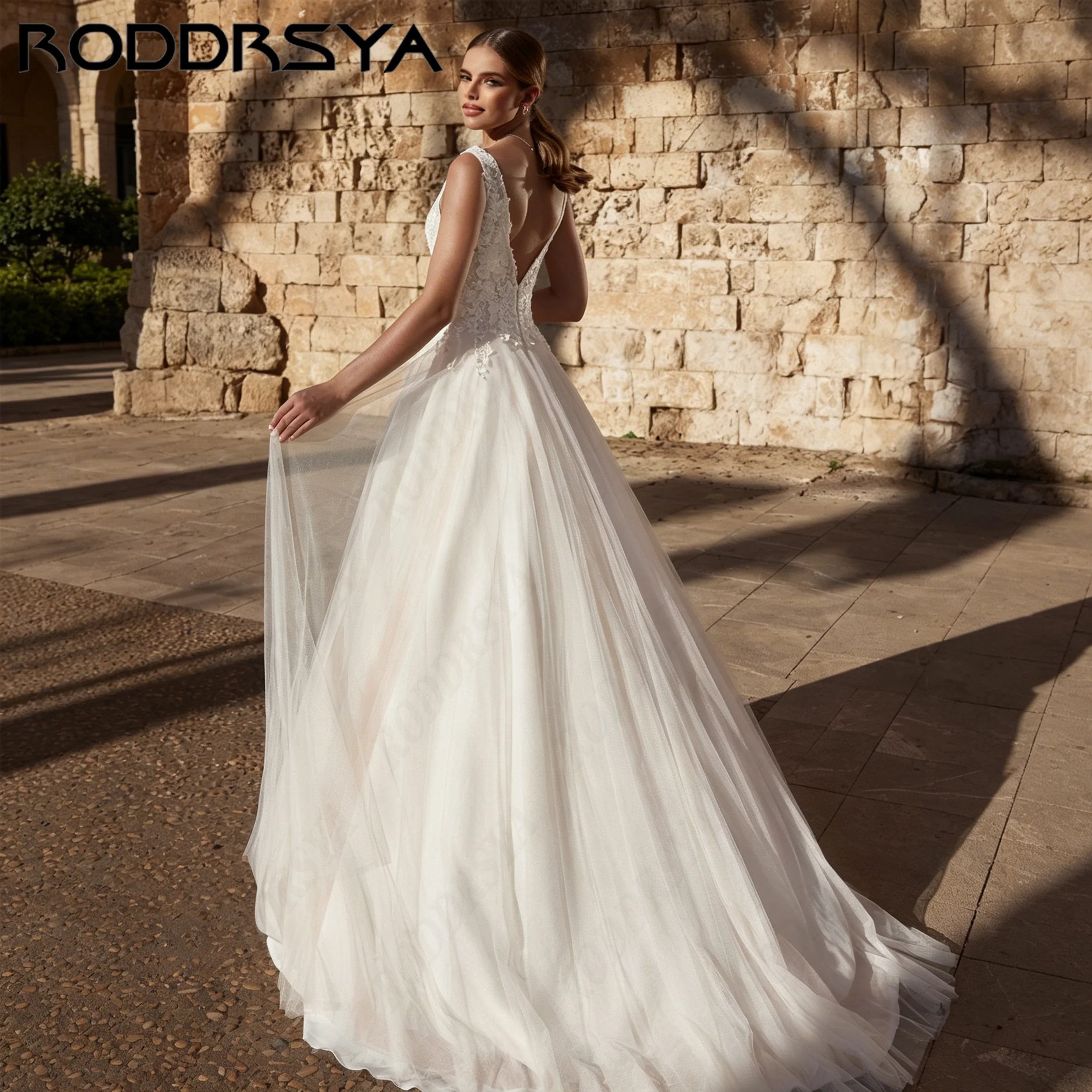 RODDRSYA A-line Lace Appliques Wedding Dress Romantic Sleeveless V-Neck Bridal Gown Tulle Church vestidos de novia Personalized
