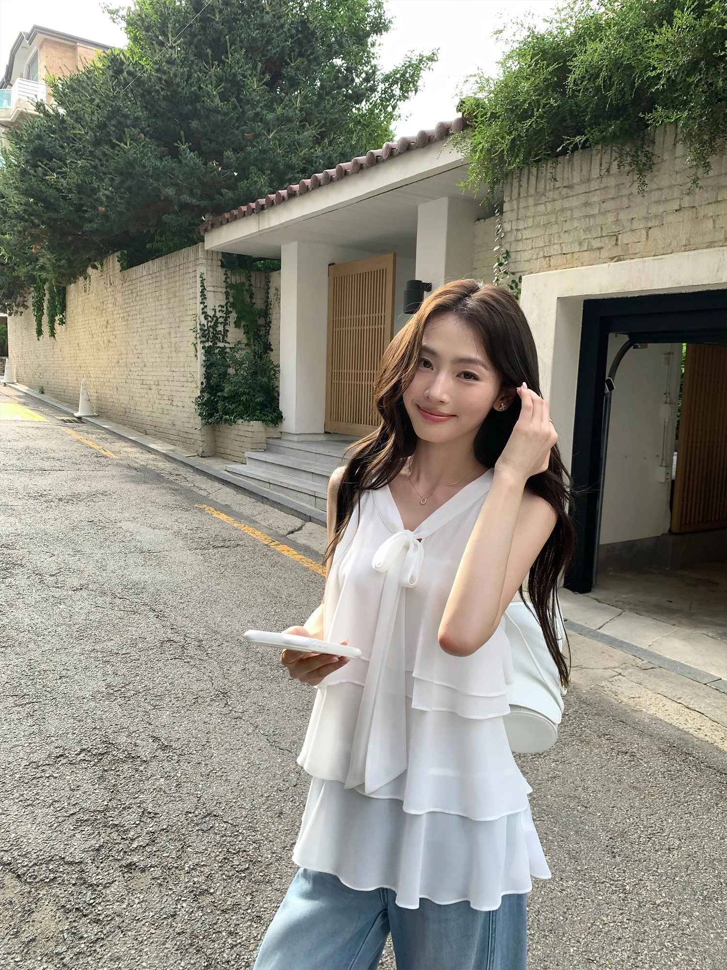 Pusumede Cloud Silk Gentle Wind Lotus Leaf  Sleeveless Neck Hanging Top Women Outerwear Belted Vest Small Shirt
