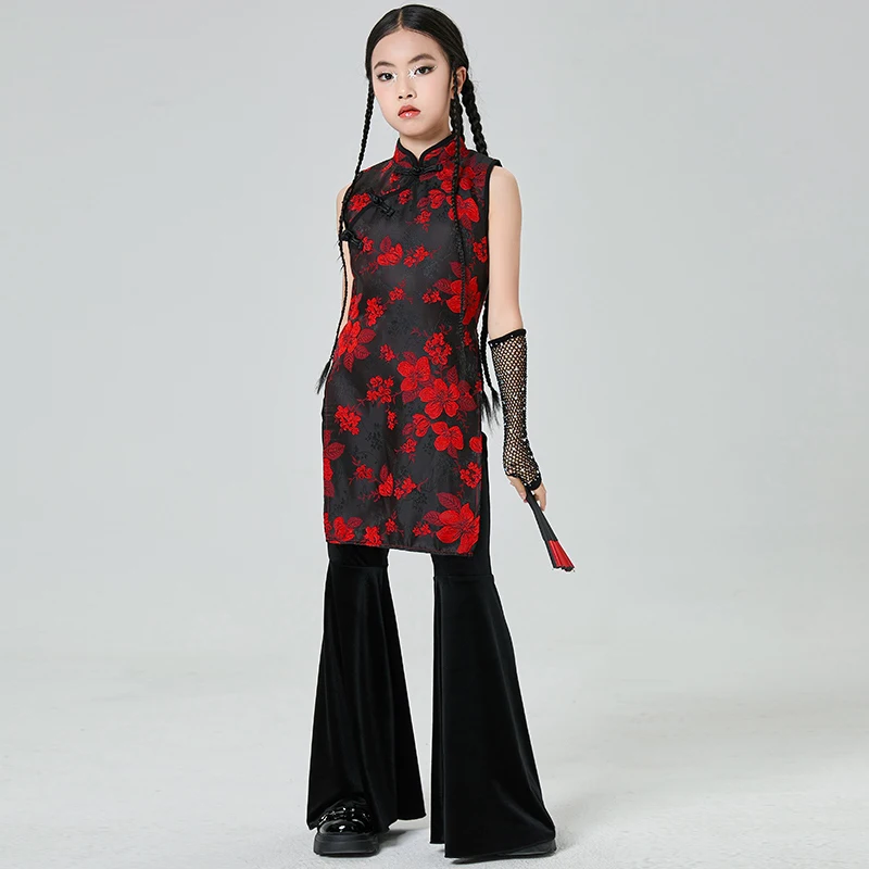 สไตล์จีนแจ๊สเต้นรําเครื่องแต่งกายหญิง Hip-Hop ประสิทธิภาพเสื้อผ้าเด็กชุดสีแดง Bell-bottoms ชุดรันเวย์แสดงชุด XH2780