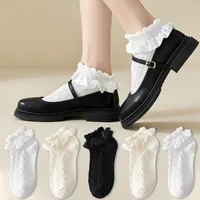 JK Lolita calcetines de encaje con volantes Color sólido negro blanco Beige calcetines cortos mujeres estilo japonés dulce niñas Kawaii lindos calcetines tobilleros