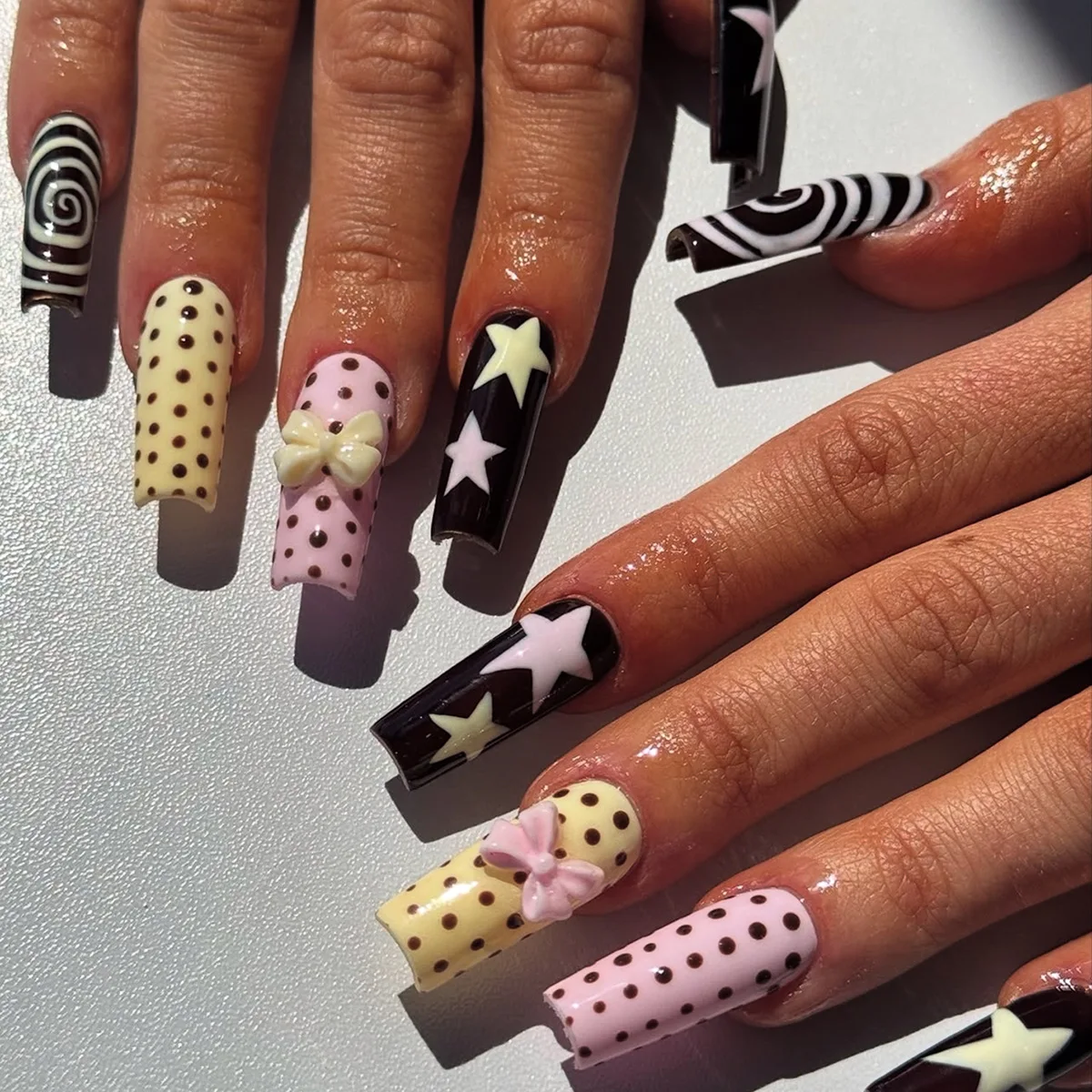 24pcs Wave Point Long Coffin Fake Nail Macaron Bowknot Five-pointed Star Y2k Press On Nails Spiral Pattern Sweet Cool False Nail