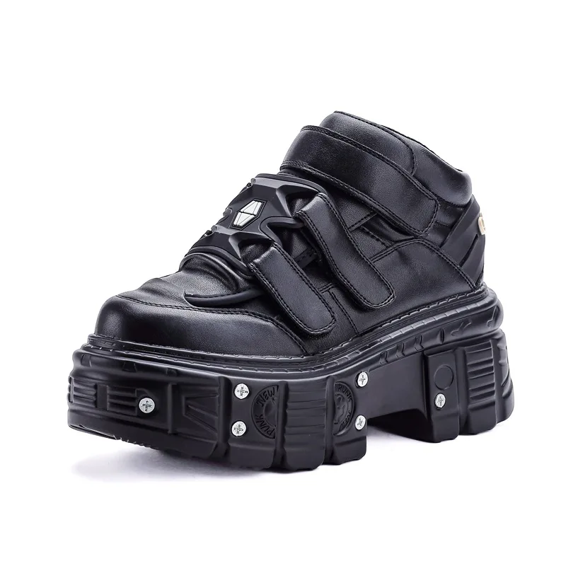 2026 new women's shoes heavy metal thick soled low top punk small leather shoes motorcycle shoes