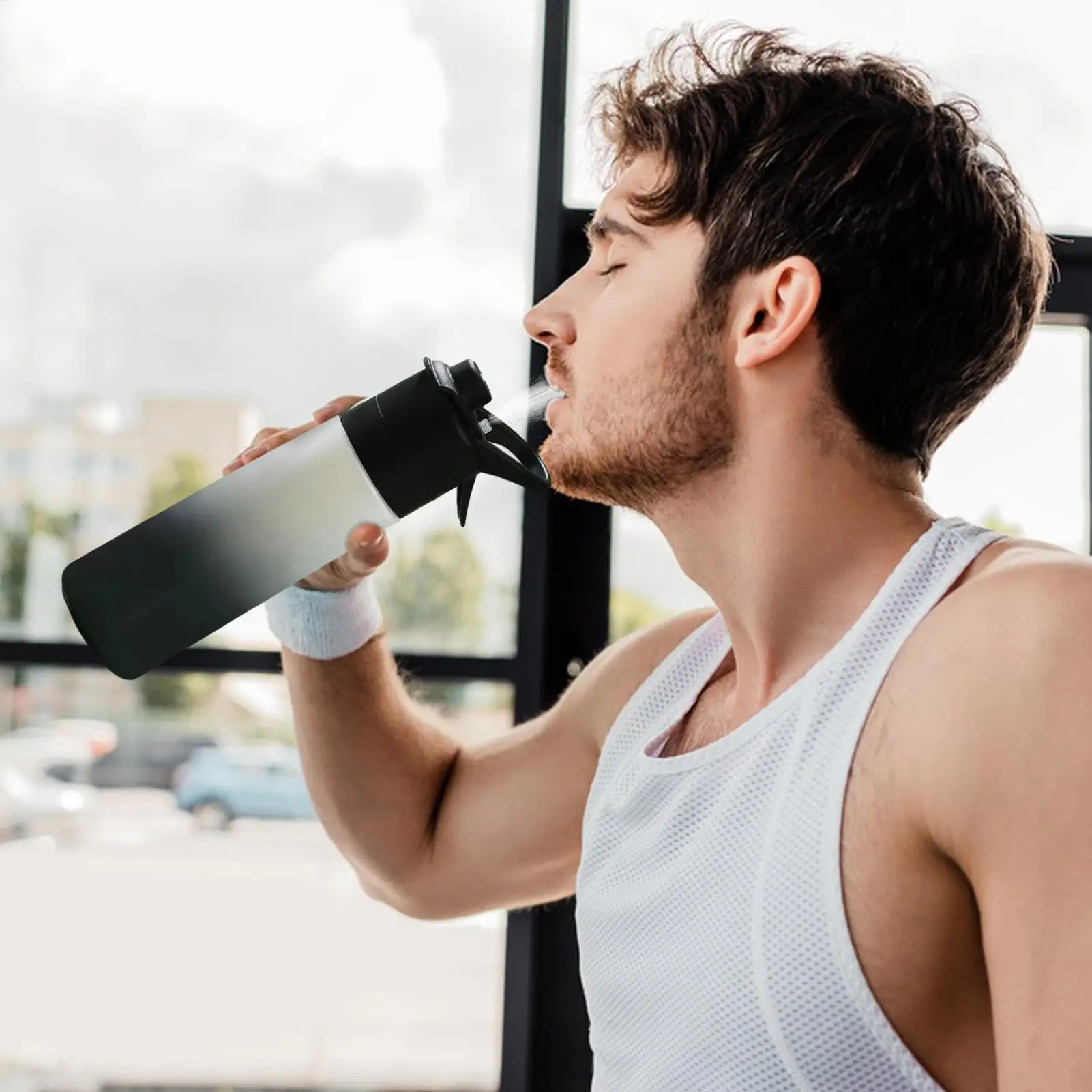650ml Spray Portable Water Bottle with Straw for Outdoor Sports Summer Hydration Mist Bottle Reusable Fitness Travel Cup