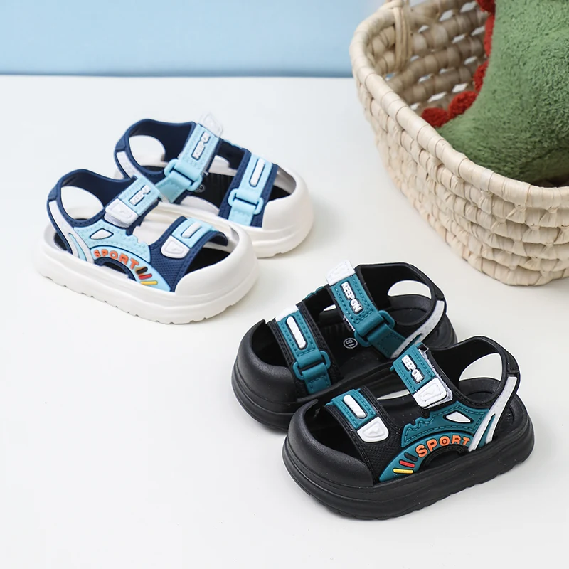 

2026 New Boys' Sandals, Multi-Color Fashionable Anti-Collision Sports Summer Beach Shoes, Soft and Non-Slip PVC Sole with Velcro