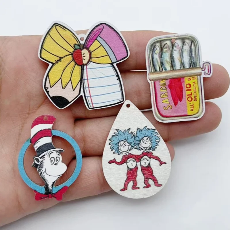 10 pendentifs en bois imprimés, motifs de dessins animés mignons, breloques en bois, papeterie, design poisson, accessoires DIY faits à la main pour boucles d'oreilles et porte-clés