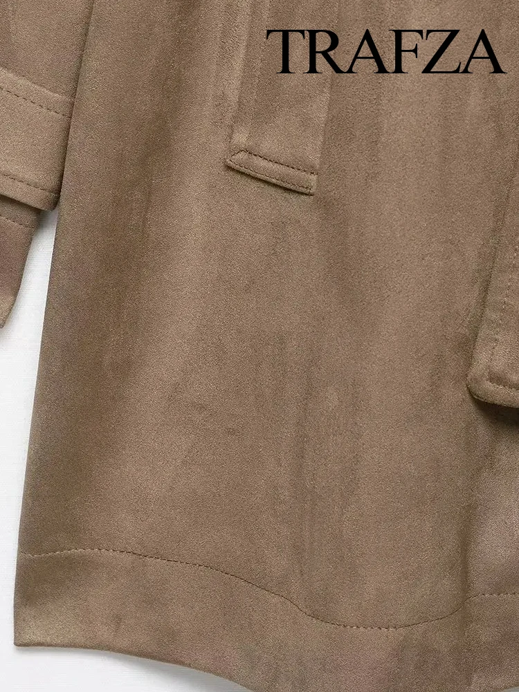 

TRAFZA 2025 Autumn Woman Lapel Double-Breasted Pocket Design Casual Jacket Women Elegant Faux Leather High Street Windcoat