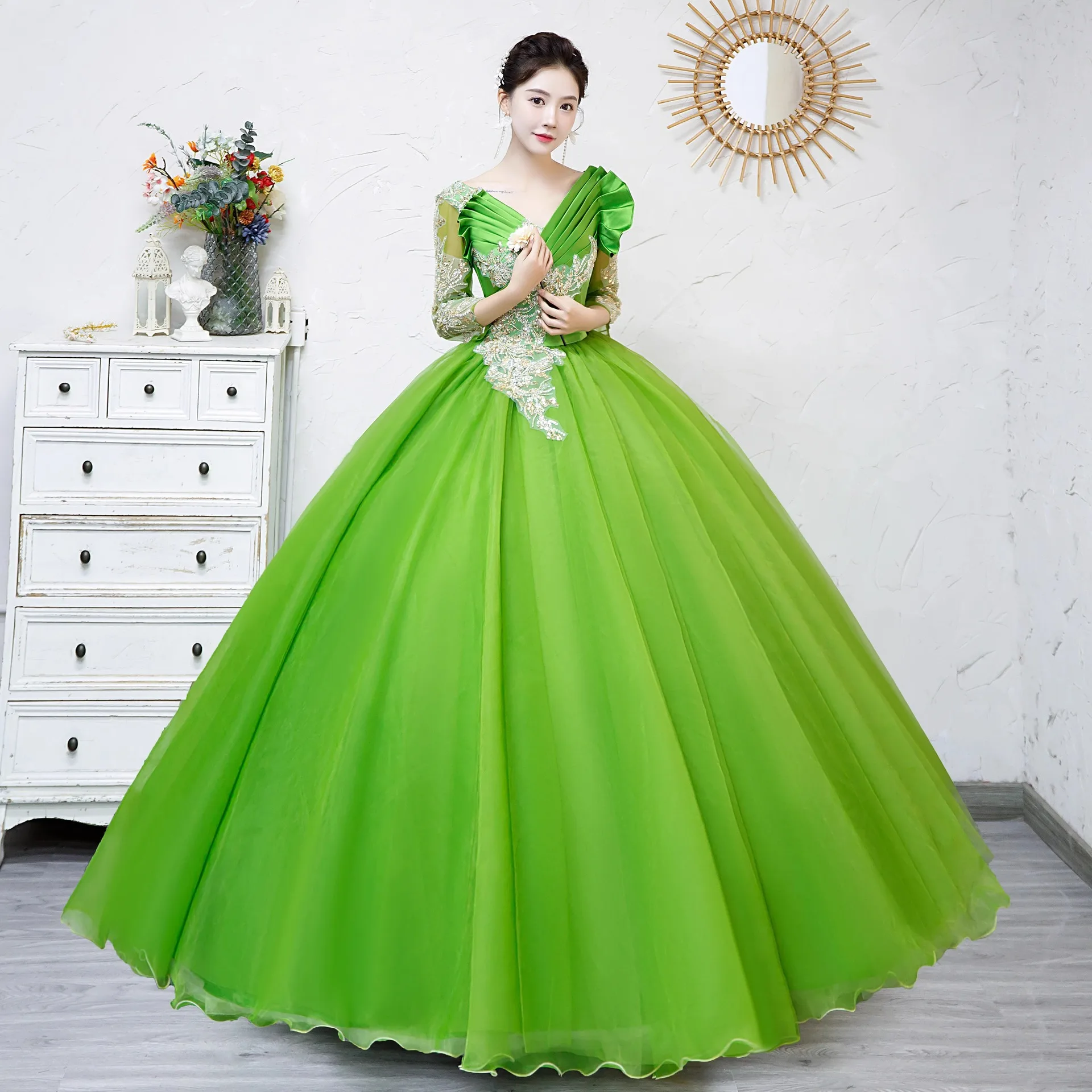 Customized Ball Gown Evening Dresses Tulle Appliques Pleat V Neck Prom Birthday Party Gowns Formal Occasion Vestido De Noche