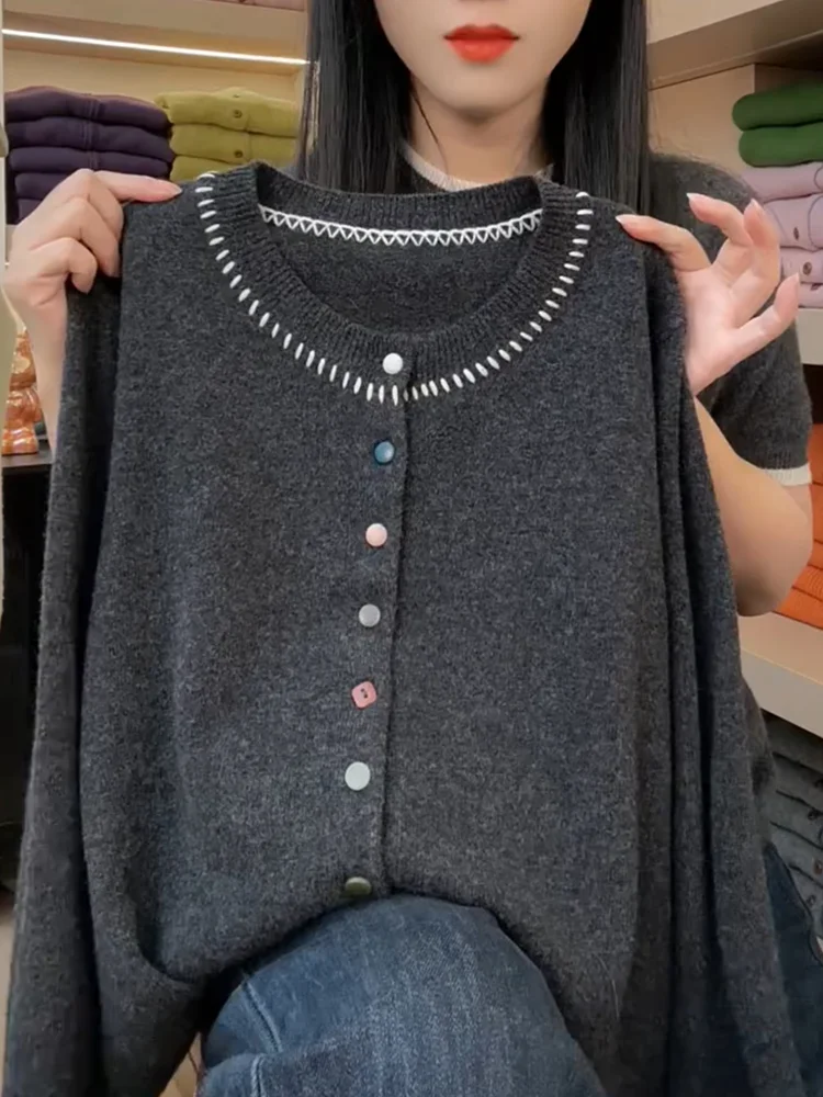 

Дизайнерский вязаный кардиган с цветными вставками, осенняя новинка, универсальный, больших размеров, омолаживающий, стройнящий топ