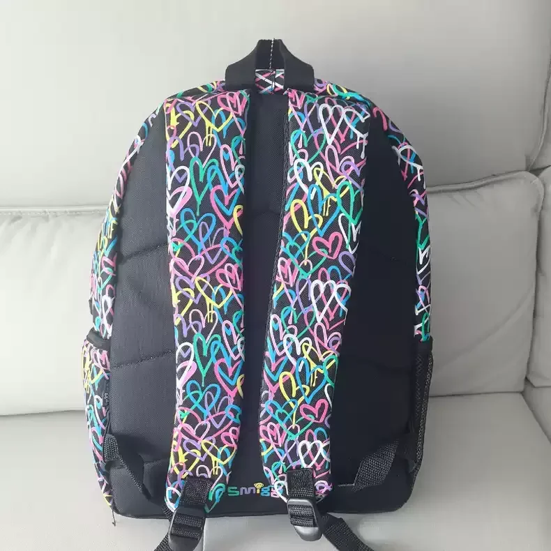 Smiggle-mochila australiana para estudiantes, morral de gran capacidad con botella de agua, grafiti de color negro, regalo para estudiantes, 2024