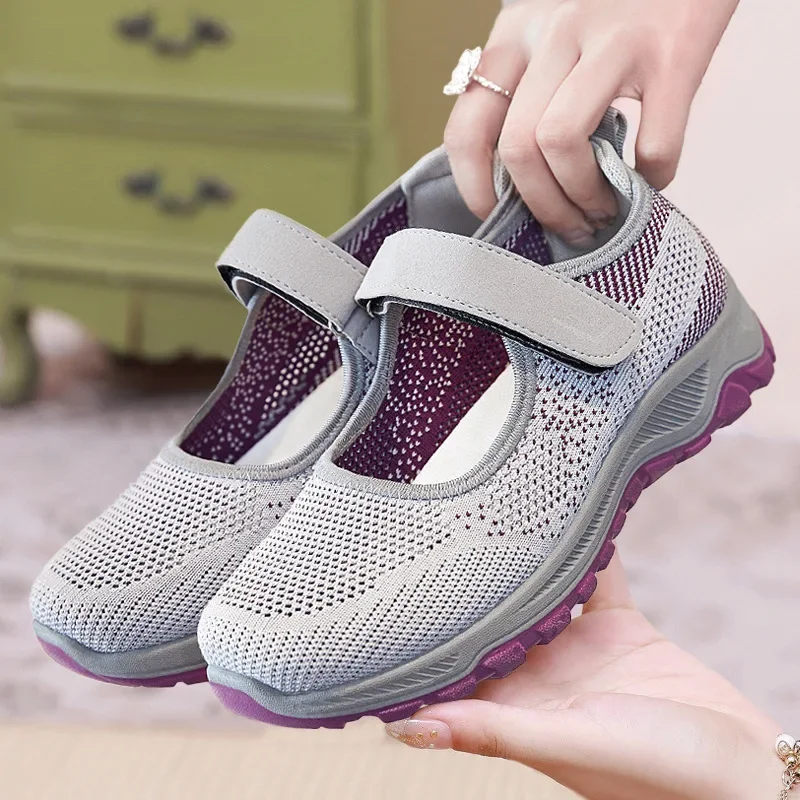 Chaussures de marche simples en maille respirante pour femmes, chaussures creuses, semelle souple, loisirs, printemps, été, nouveau, 2024