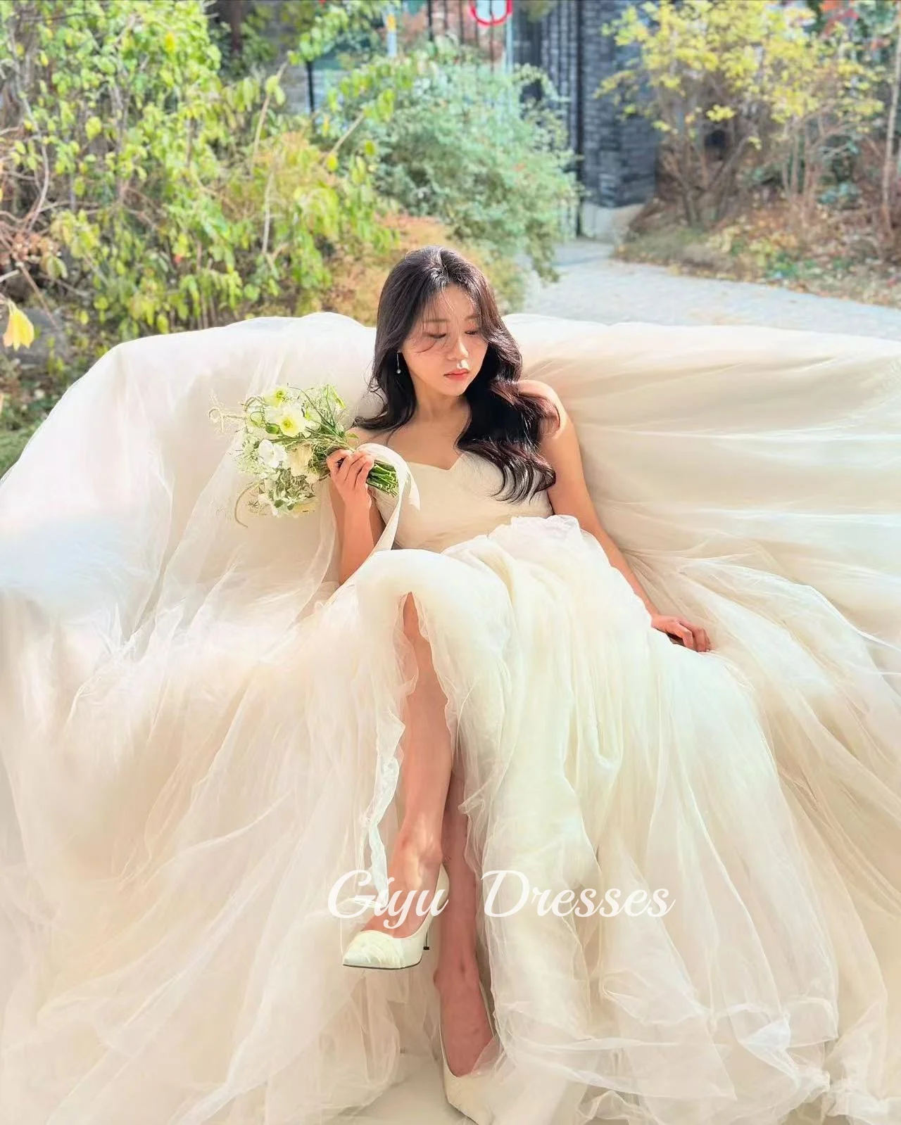 Giyu Princess A Line White Wedding Dress Sweetheart Collar Pleat Korea Photoshoot Tulle Floor-Length Fairy 웨딩드레스 Customized 2025